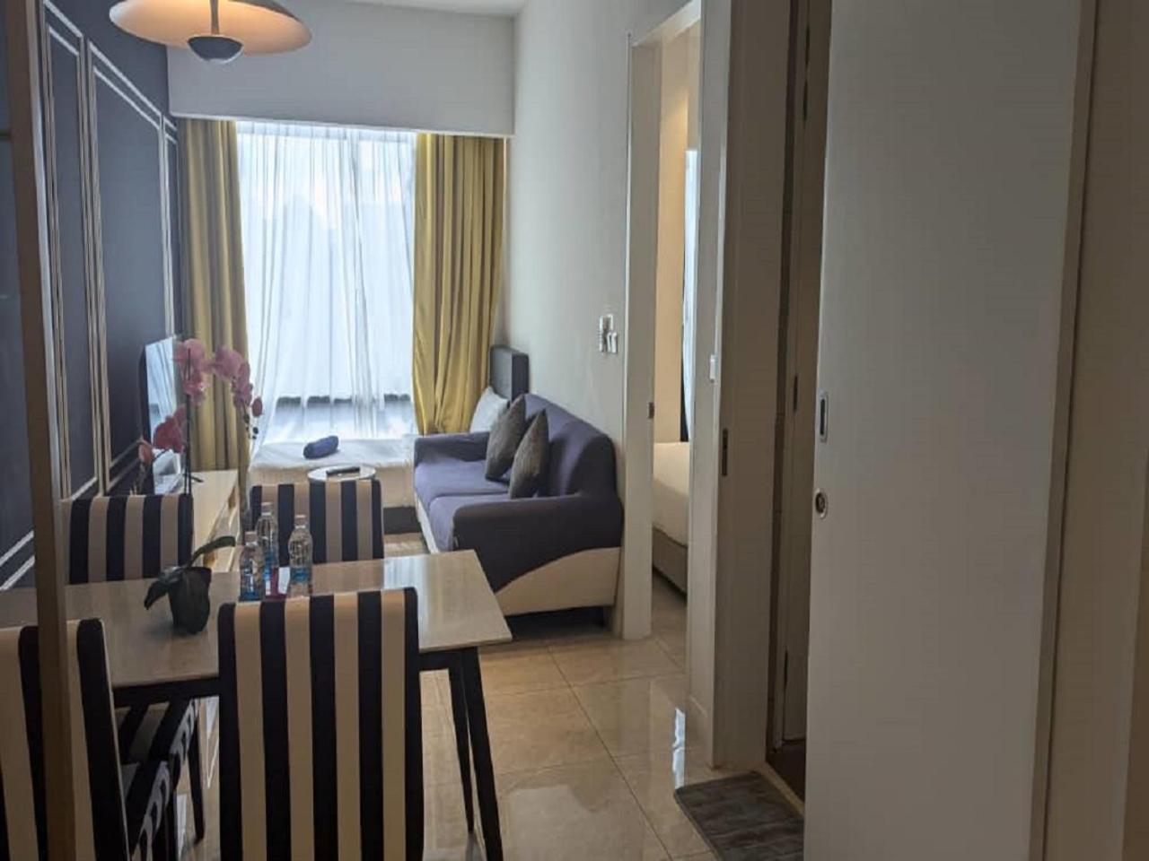 Axon Pavilion Apartment *