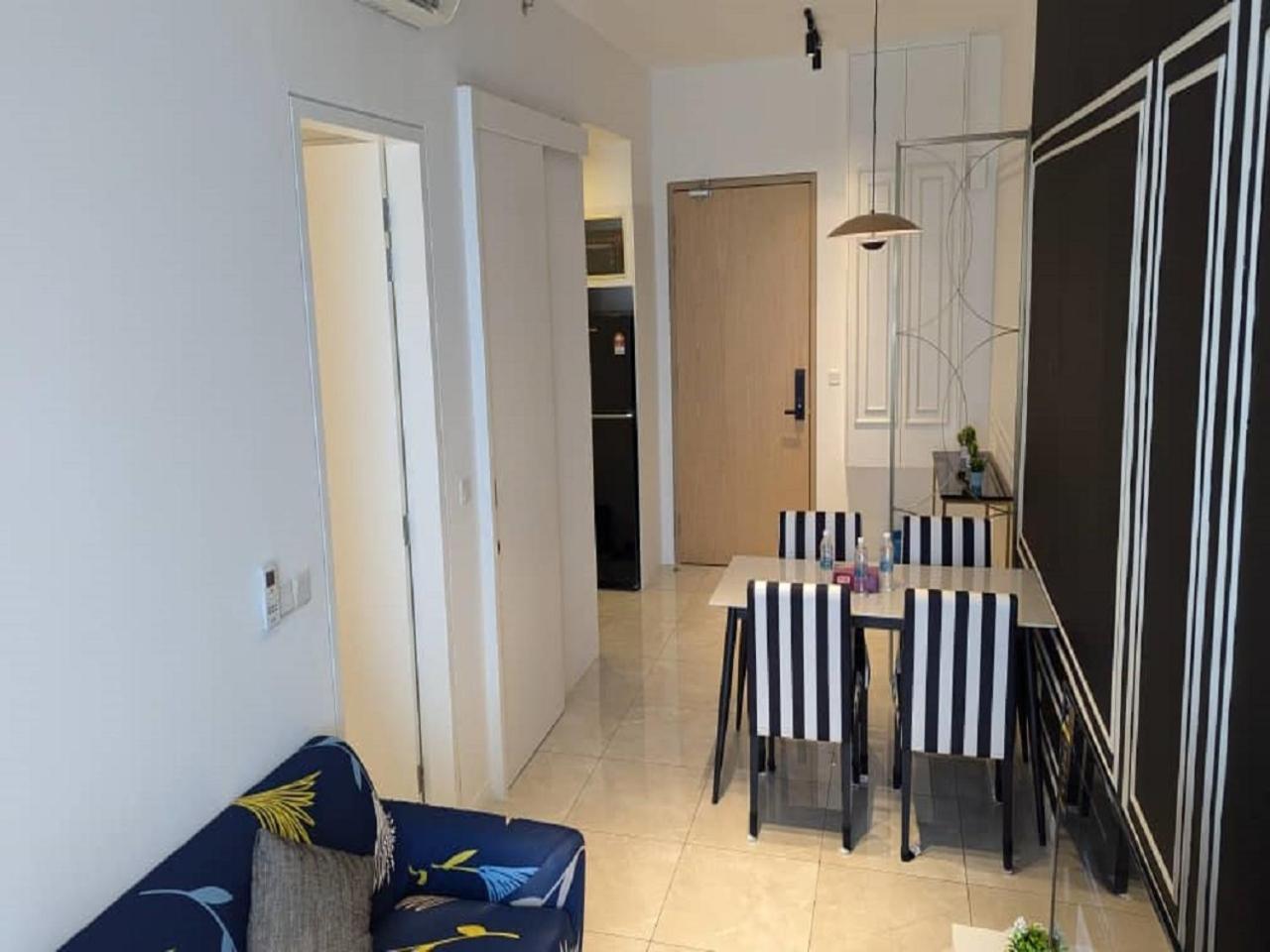 Axon Pavilion Apartment *