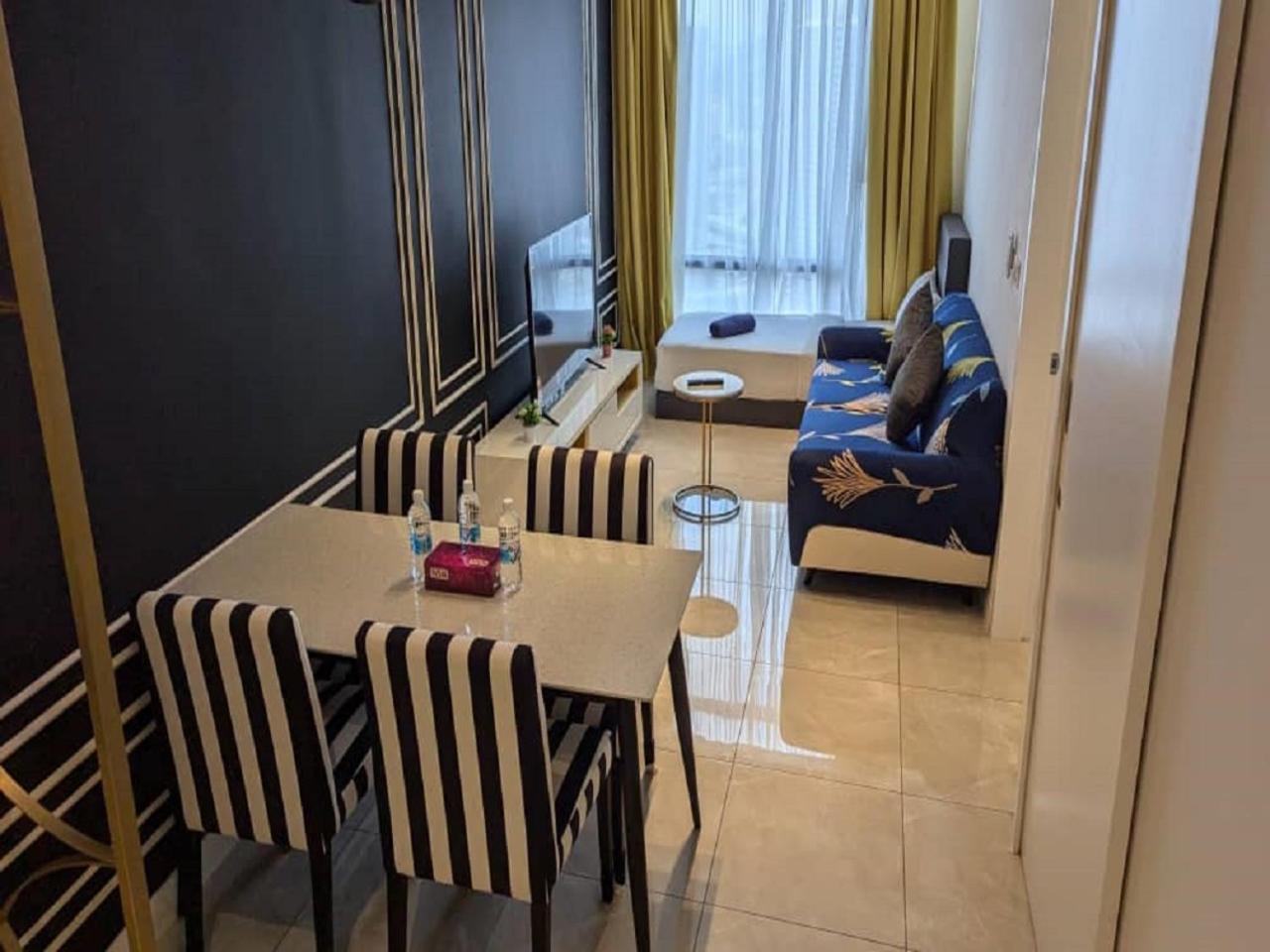 Axon Pavilion Apartment